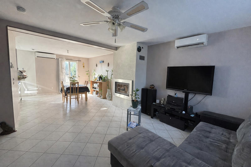 Maison - 98 m² - 5 pièces