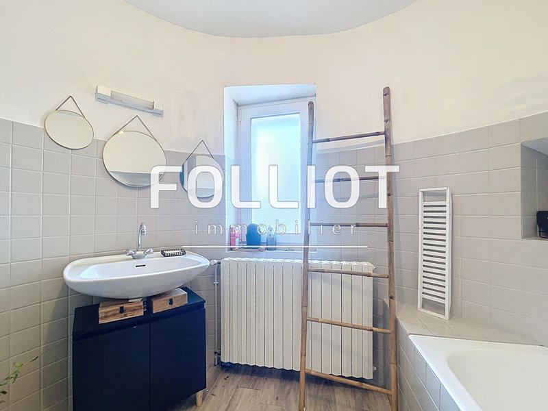 Maison - 97 m² - 4 pièces