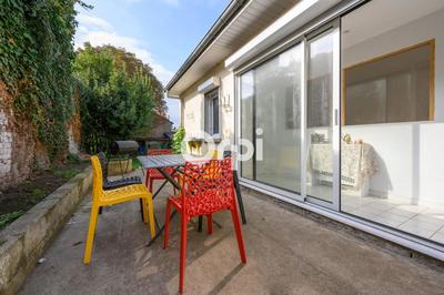 Immeuble - 8 pièces