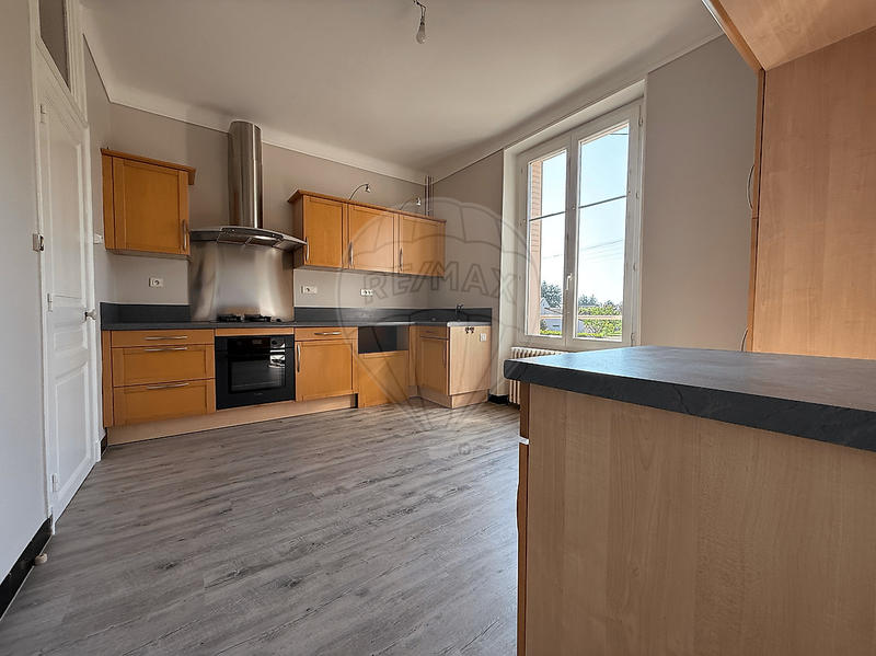 Maison - 105 m² - 6 pièces