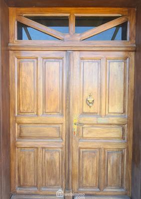 Maison - 370 m² - 12 pièces