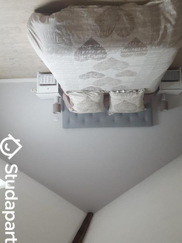 Chambre - 14 m² - 1 pièce