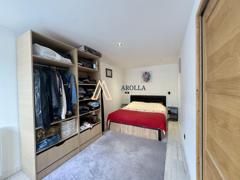 Appartement - 81 m² - 4 pièces