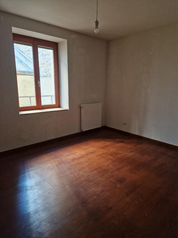 Appartement - 85 m² - 3 pièces