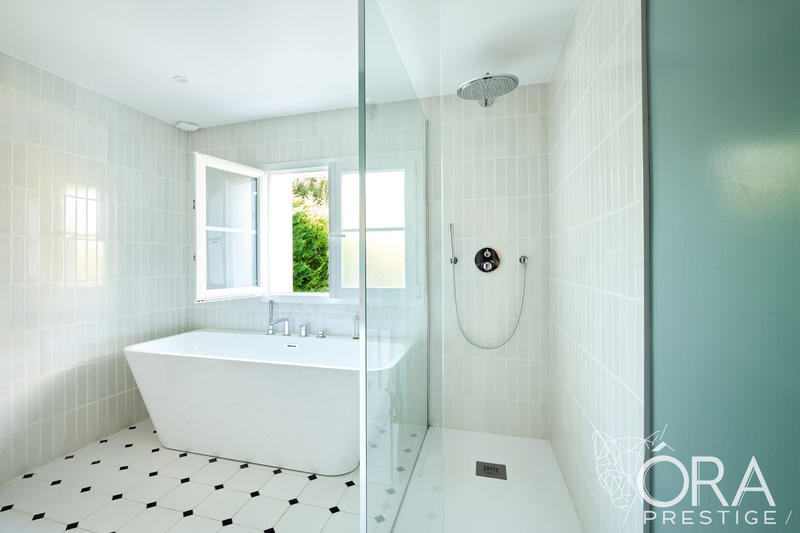 Maison ancienne - 228 m² - 6 pièces