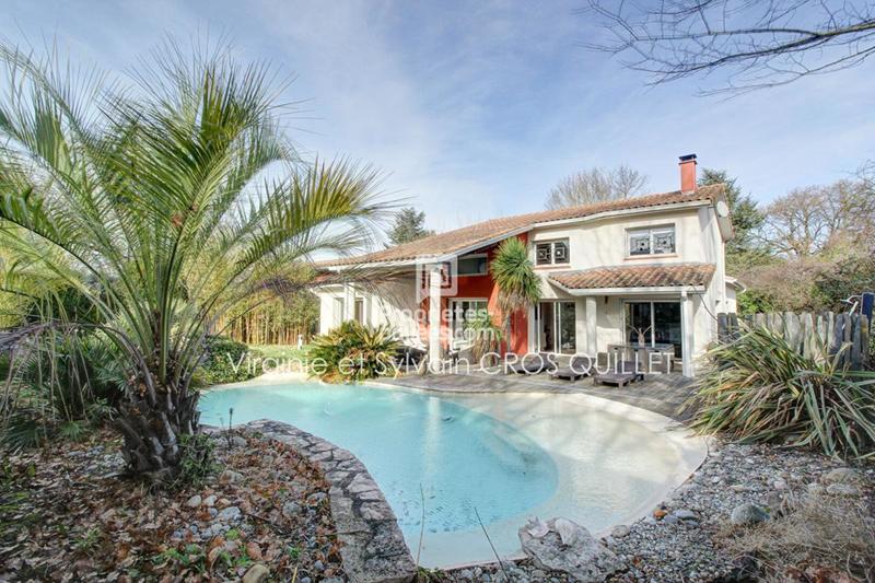 Maison - 175 m² - 5 pièces