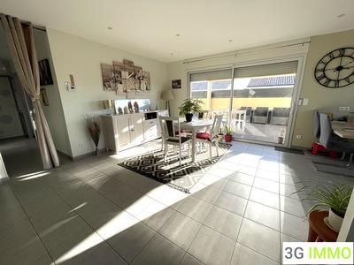 Maison - 111 m² - 5 pièces