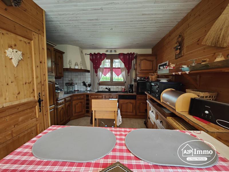 Maison - 170 m² - 10 pièces