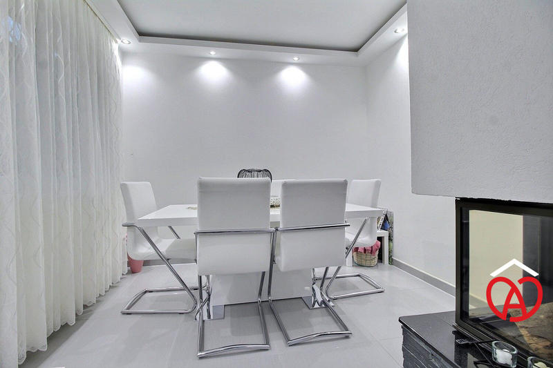 Maison - 129 m² - 7 pièces