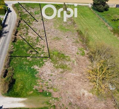 Terrain constructible - 1 185 m²