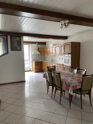 Maison - 169 m² - 5 pièces