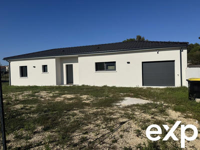 Maison - 98 m² - 4 pièces