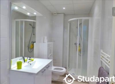 Chambre - 15 m² - 1 pièce