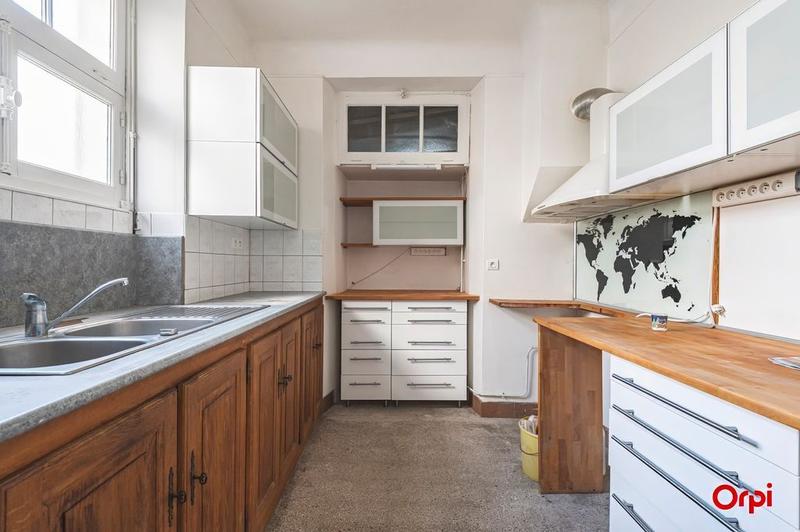 Maison de ville - 207 m² - 7 pièces