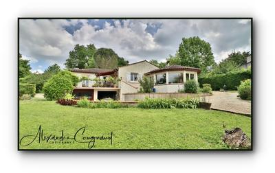 Maison - 146 m² - 6 pièces