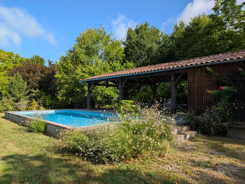 Propriété - 554 m² - 15 pièces