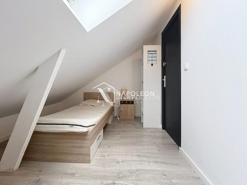 Maison - 144 m² - 10 pièces
