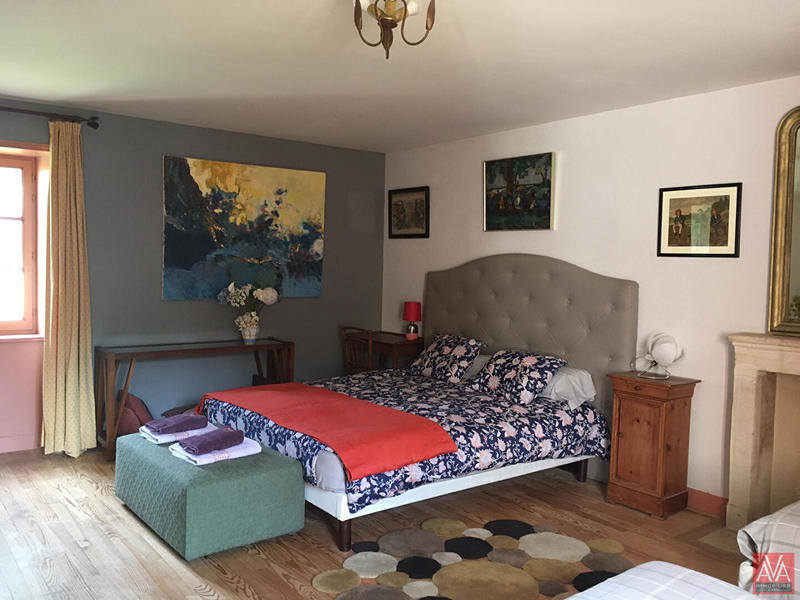 Maison - 300 m² - 10 pièces