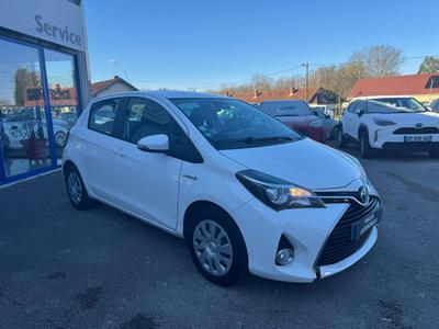 Toyota Yaris III Hybride 100h - Bv E-Cvt Dynamic