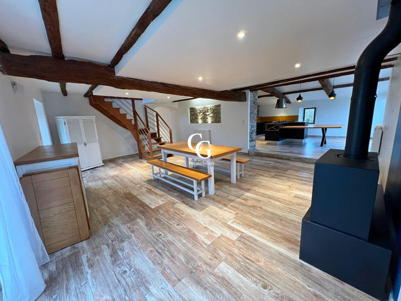 Maison ancienne - 200 m² - 8 pièces