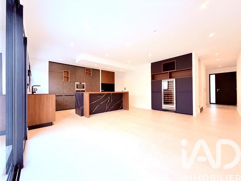 Maison - 165 m² - 6 pièces