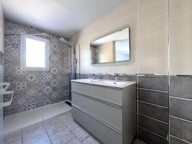 Maison - 178 m² - 6 pièces