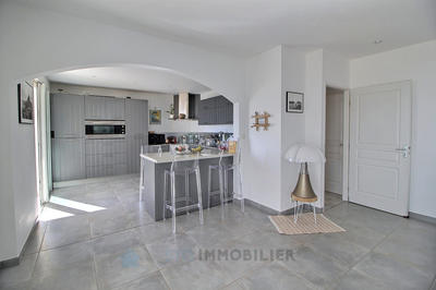 Appartement - 169 m² - 4 pièces