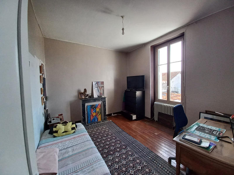 Maison - 300 m² - 10 pièces