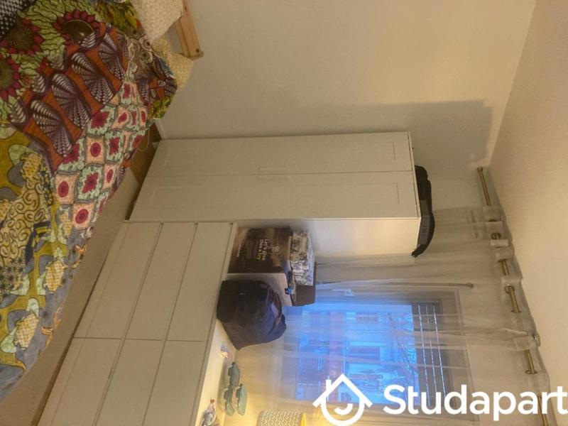 Chambre - 14 m² - 1 pièce