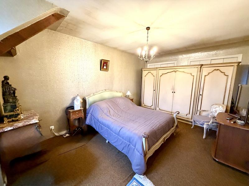 Maison traditionnelle - 150 m² - 7 pièces