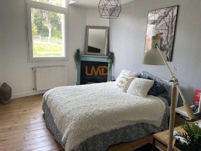 Maison de ville - 197 m² - 13 pièces