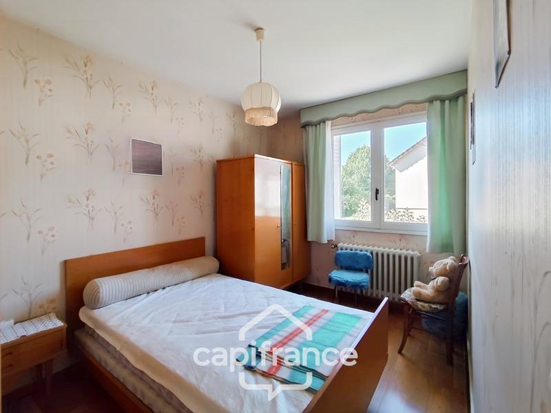 Maison - 93 m² - 5 pièces