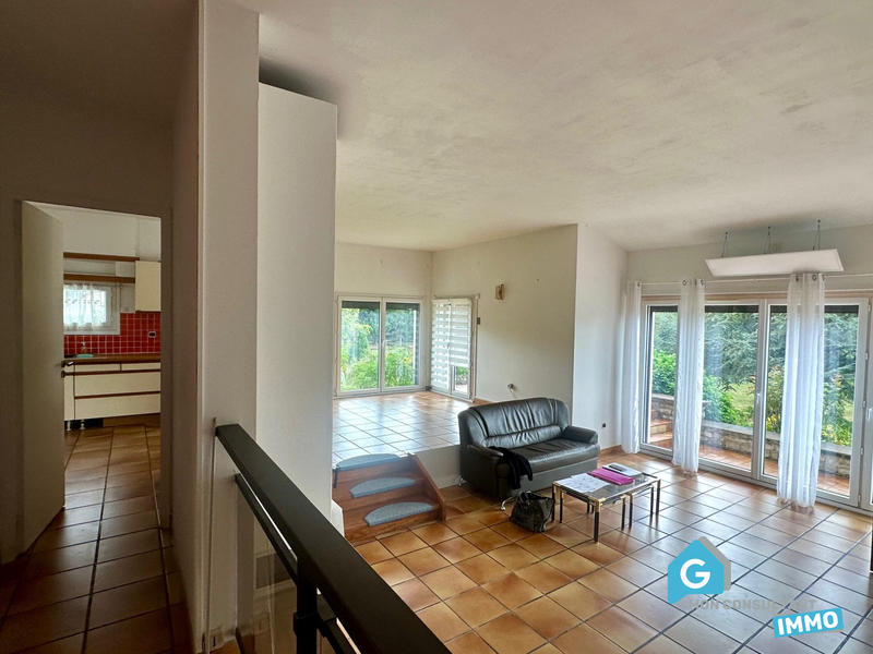 Maison - 149 m² - 7 pièces