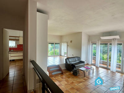 Maison - 149 m² - 7 pièces