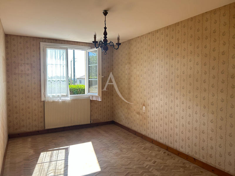 Maison - 111 m² - 4 pièces