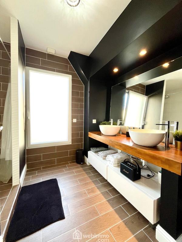 Maison - 130 m² - 6 pièces