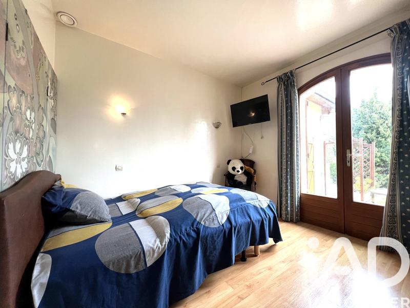 Maison - 172 m² - 5 pièces