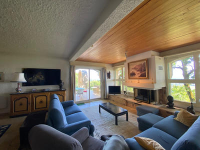 Maison - 216 m² - 7 pièces