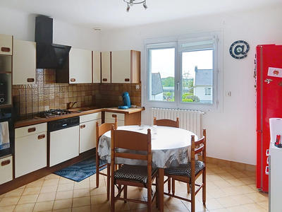 Maison - 98 m² - 5 pièces