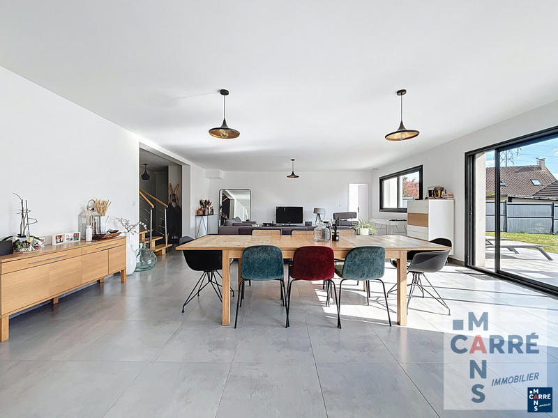 Maison contemporaine - 170 m² - 7 pièces
