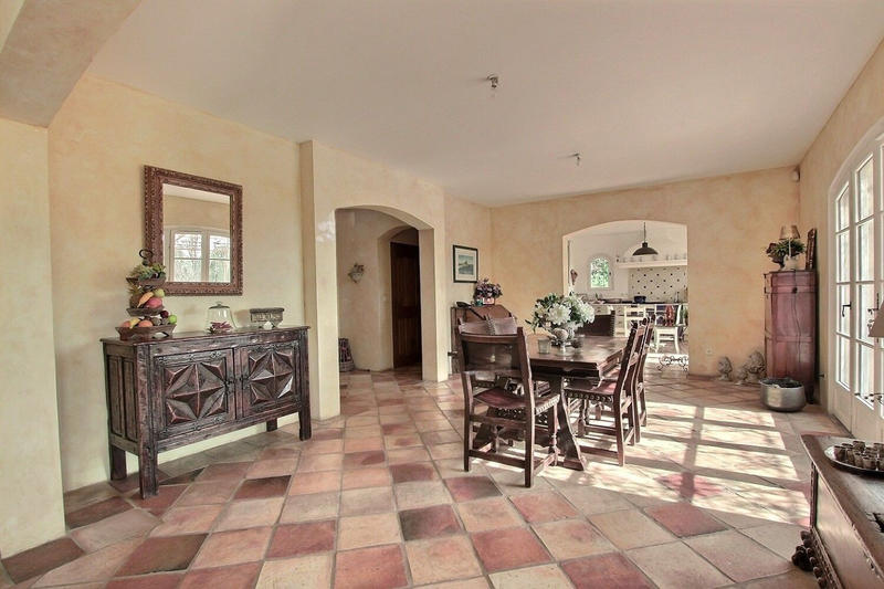 Bastide - 220 m² - 7 pièces