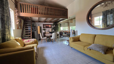 Appartement - 89 m² - 3 pièces