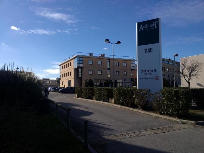 Bureau - 140 m² - 9 pièces