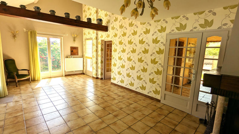 Maison - 96 m² - 4 pièces