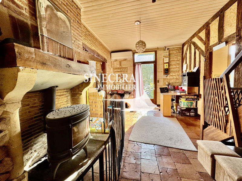 Maison - 143 m² - 5 pièces