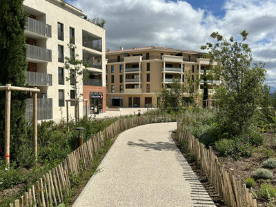 Local commercial - 134 m²