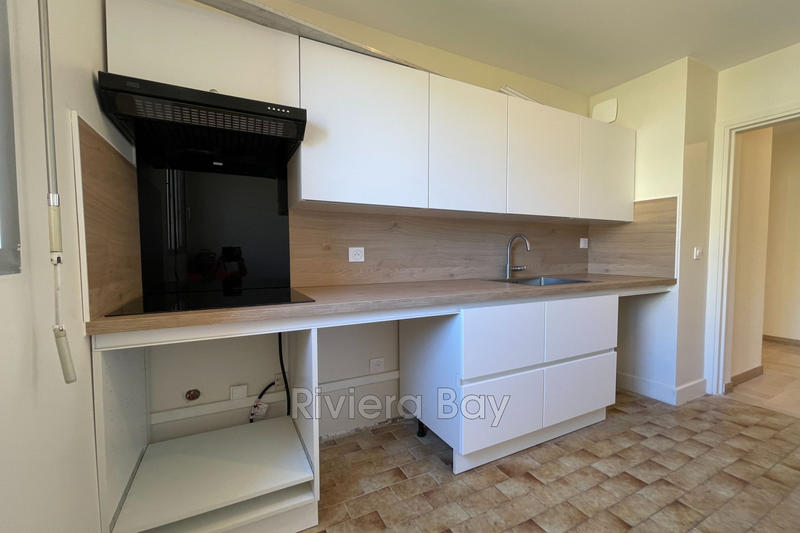 Appartement - 79 m² - 3 pièces