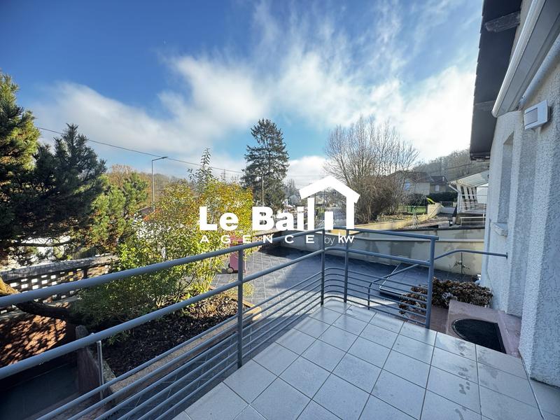 Maison - 105 m² - 5 pièces