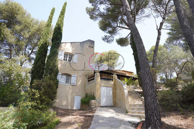 Maison - 175 m² - 7 pièces