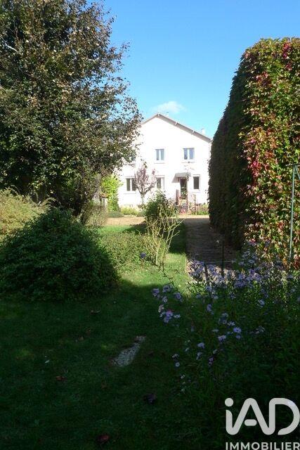 Maison - 180 m² - 7 pièces